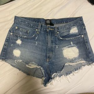 BDG Essential Mid Rise Shorts